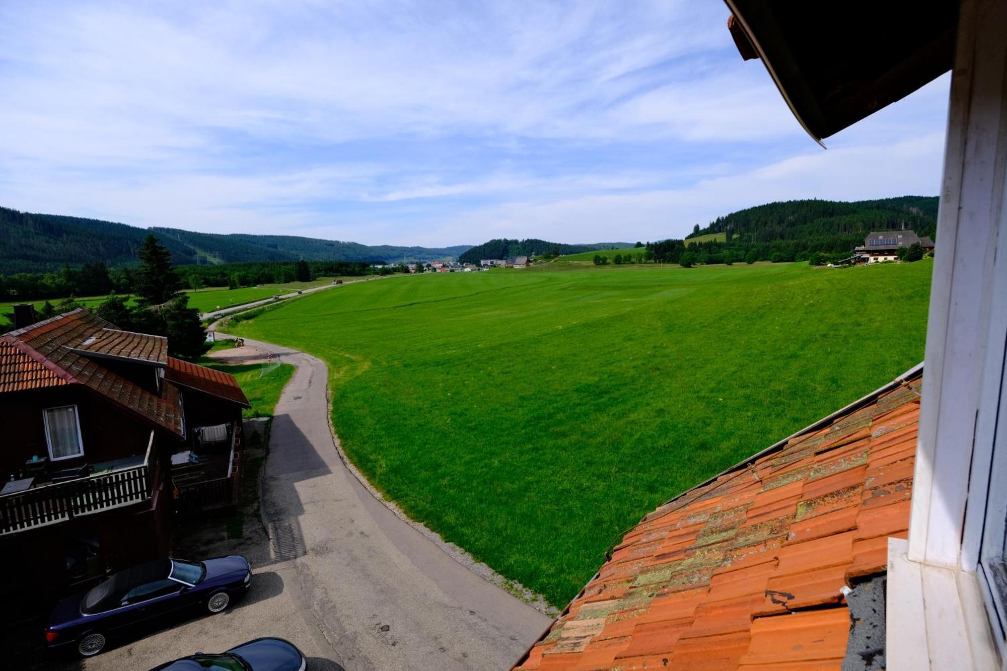 B Und B Titisee Hotel Sonnenmatte Nahe Badeparadies Exterior photo